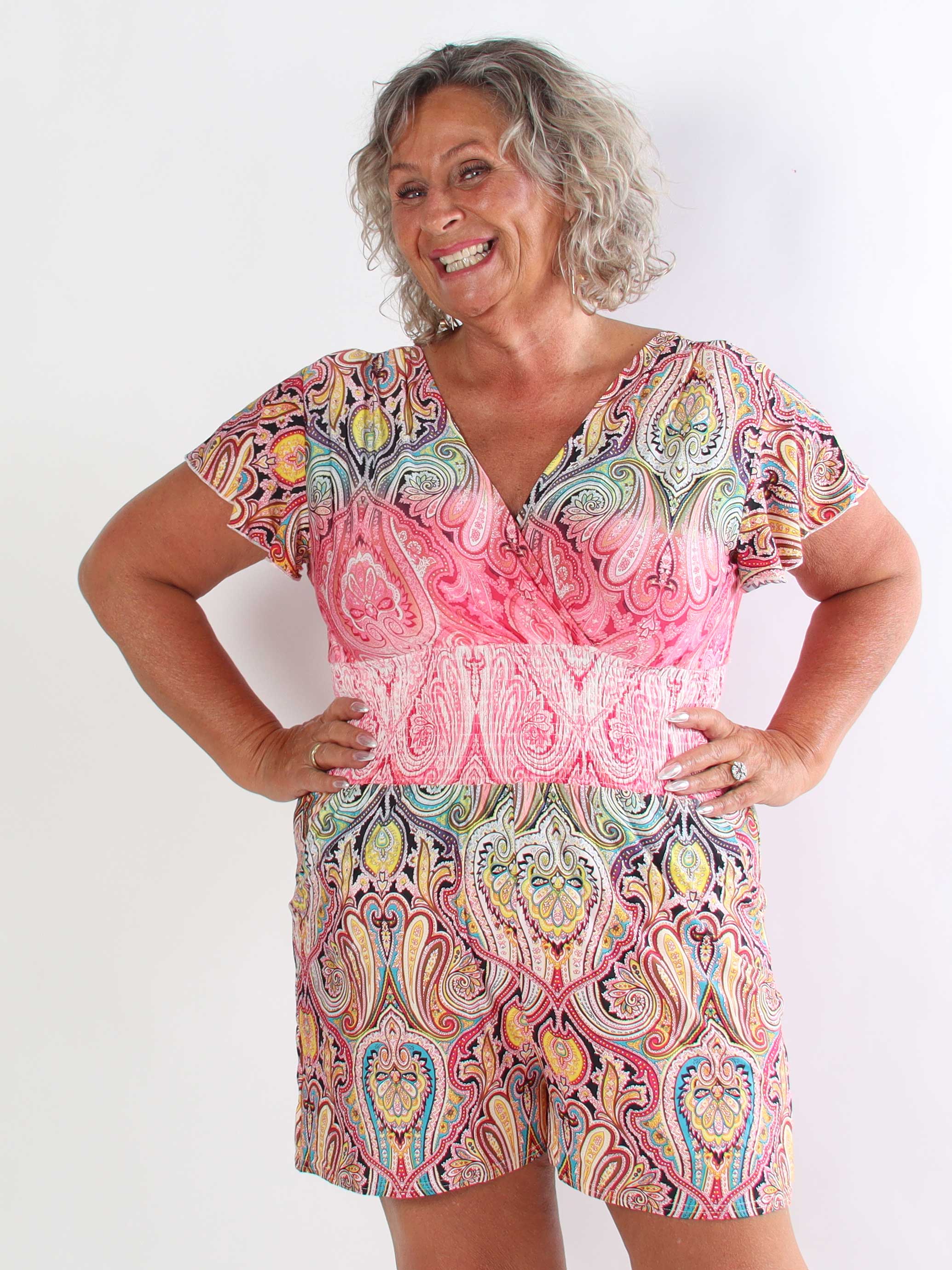 Pams Paisley Playsuit - Plus size elastisk buksedragt med mønster